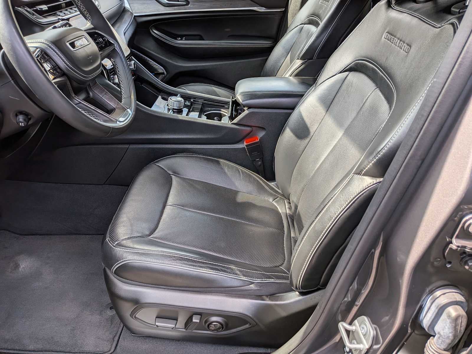 2023 Jeep Grand Cherokee Overland