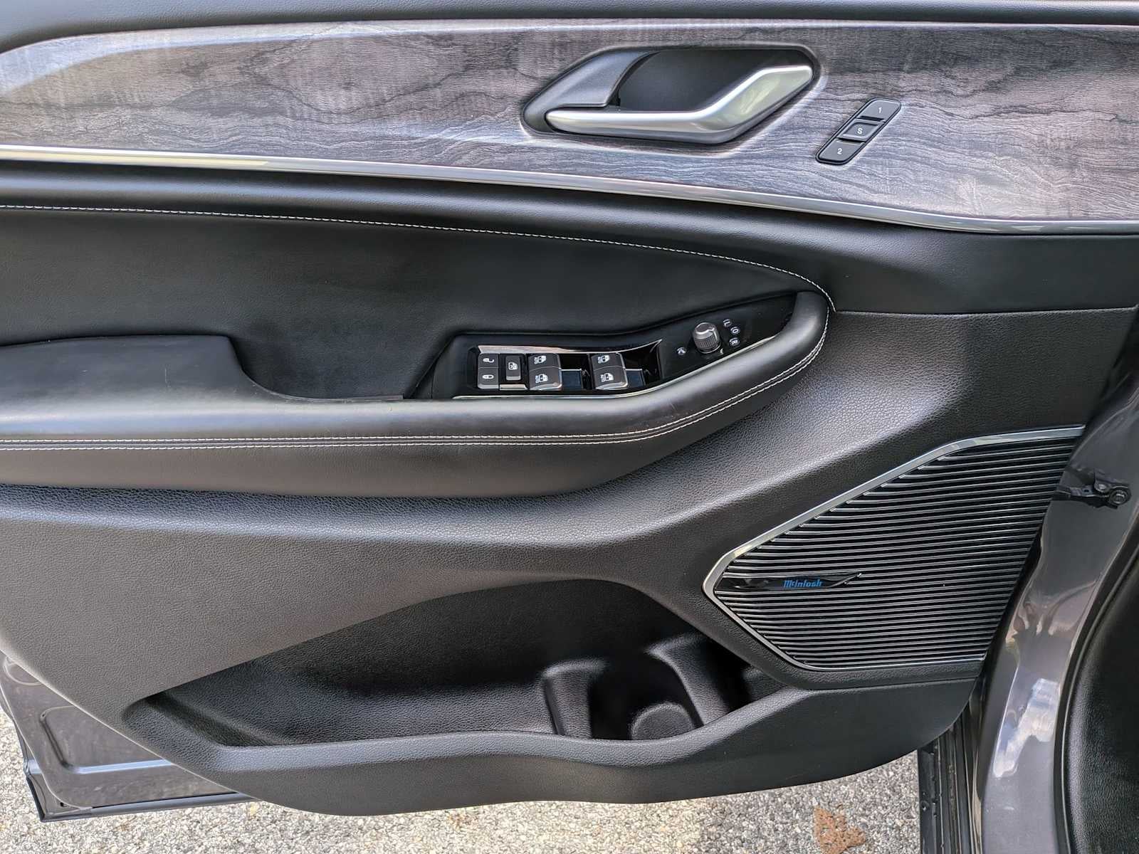 2023 Jeep Grand Cherokee Overland