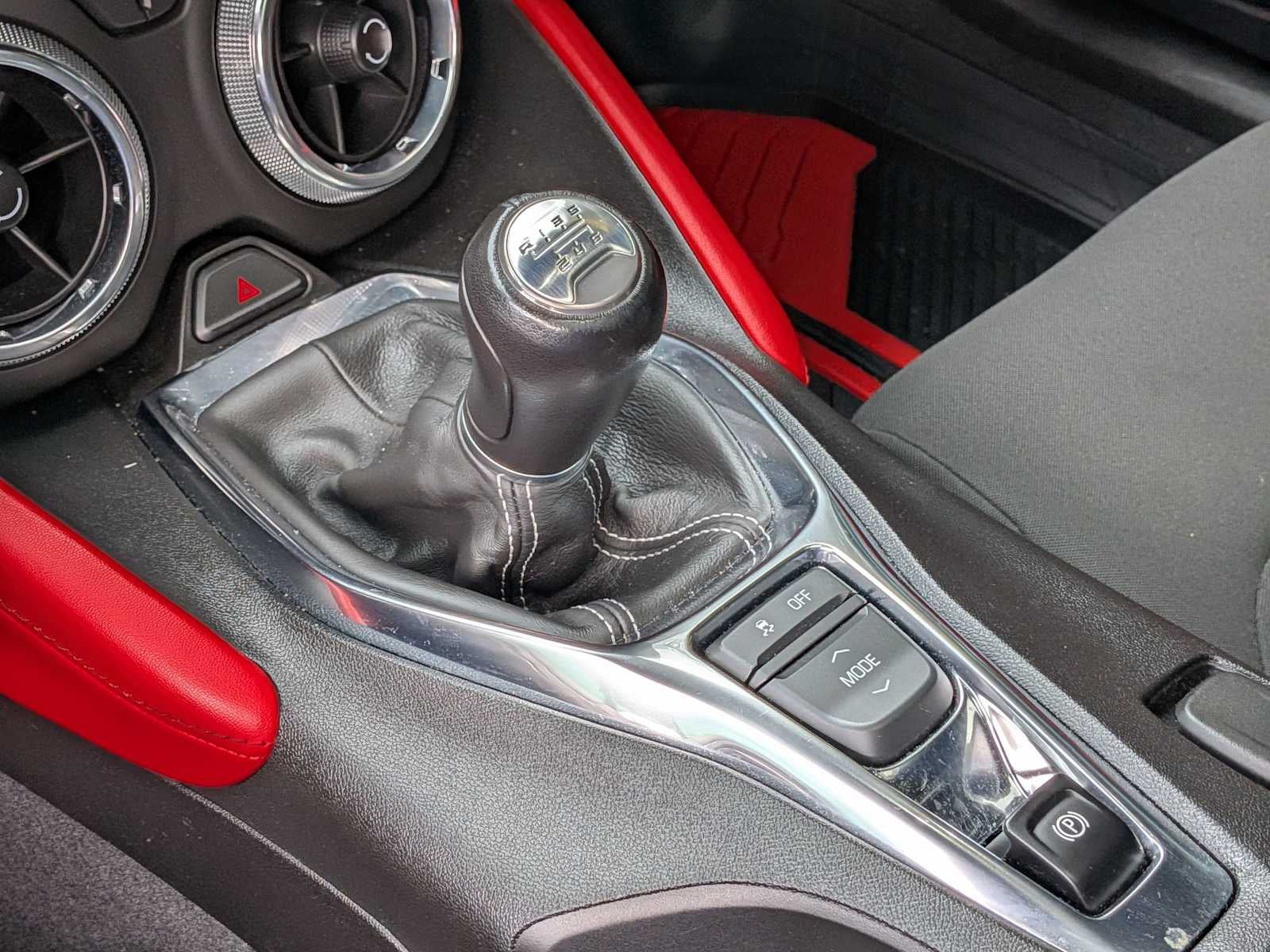 2022 Chevrolet Camaro 1LT