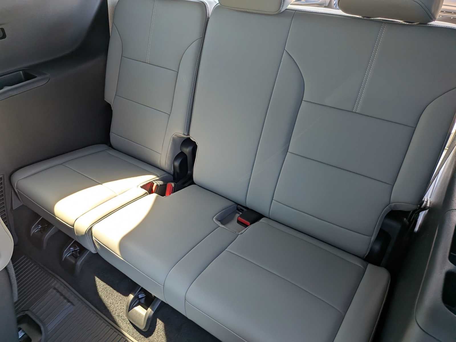 2027 GMC Acadia AWD Elevation