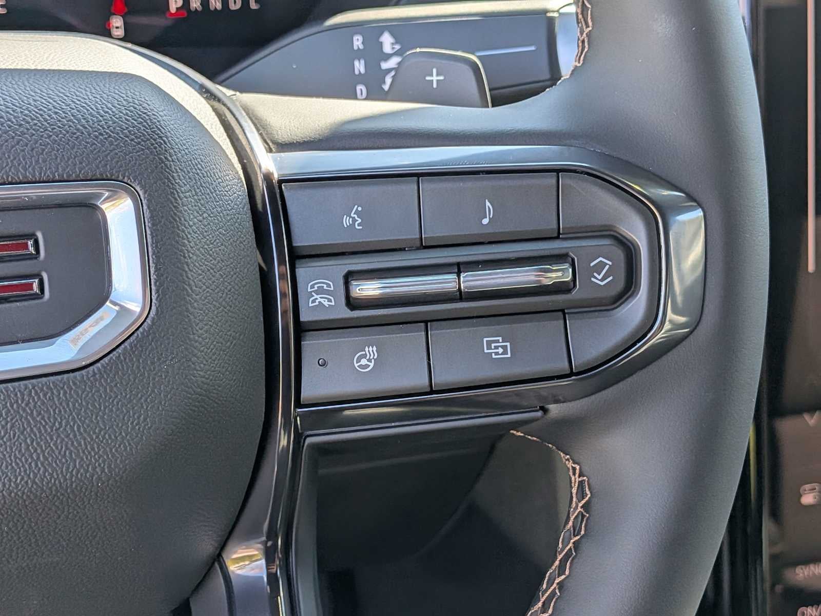 2027 GMC Acadia AWD AT4