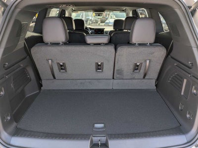 2027 GMC Acadia AWD AT4