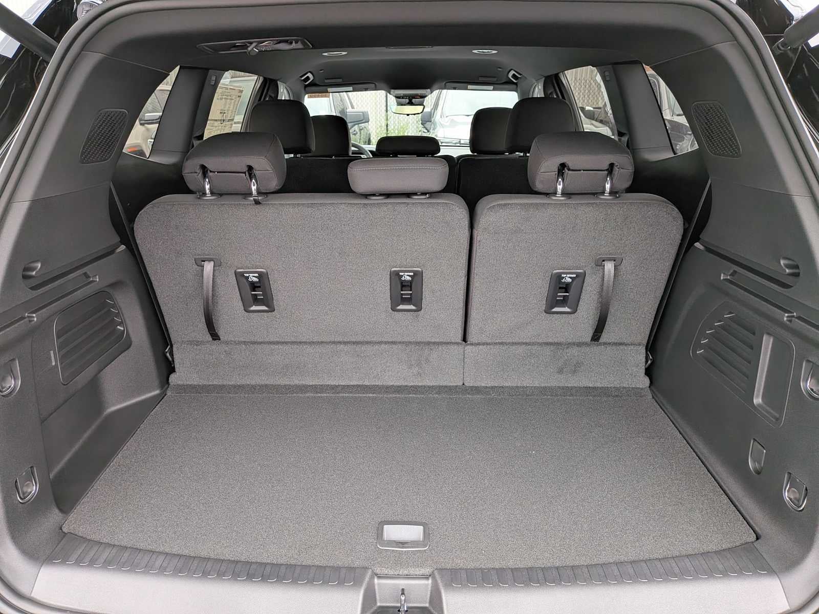 2026 GMC Acadia FWD Elevation