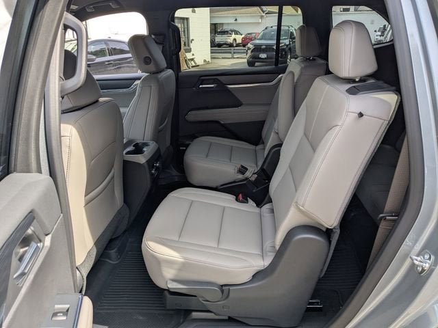 2026 GMC Acadia AWD Elevation