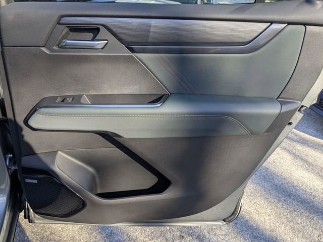 2026 GMC Acadia AWD AT4