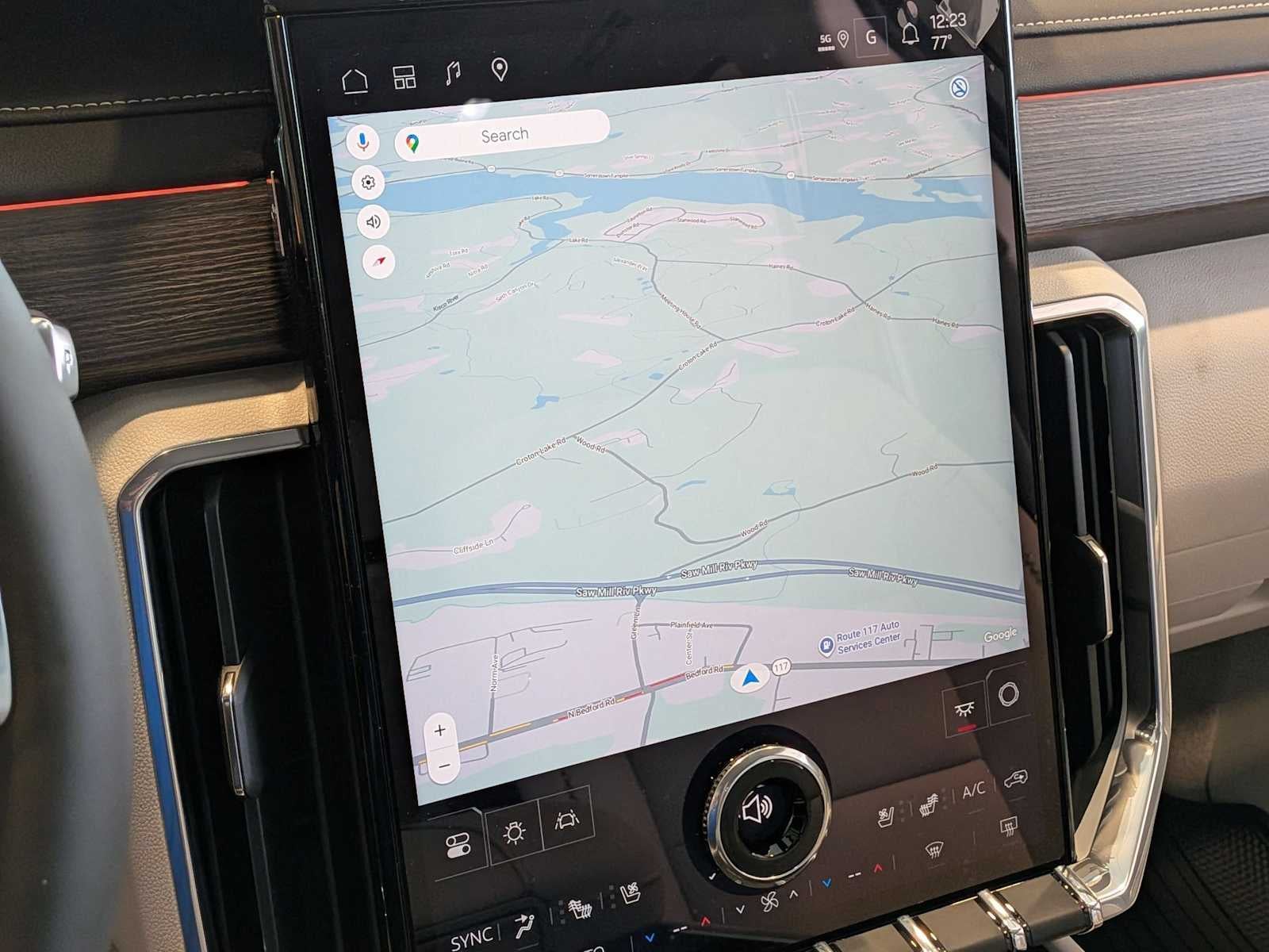 2026 GMC Acadia Denali - Photo 23