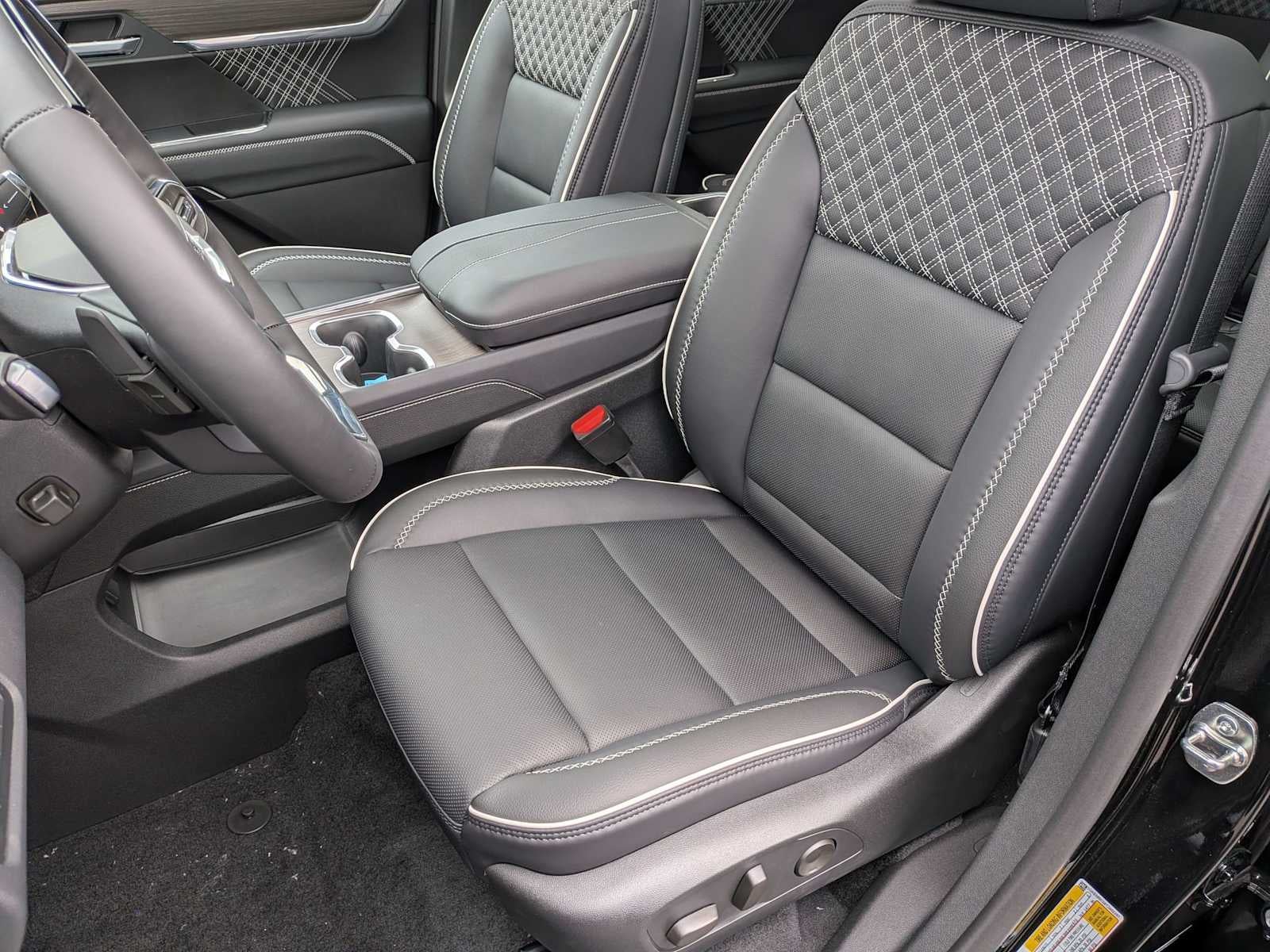 2026 GMC Acadia AWD Denali