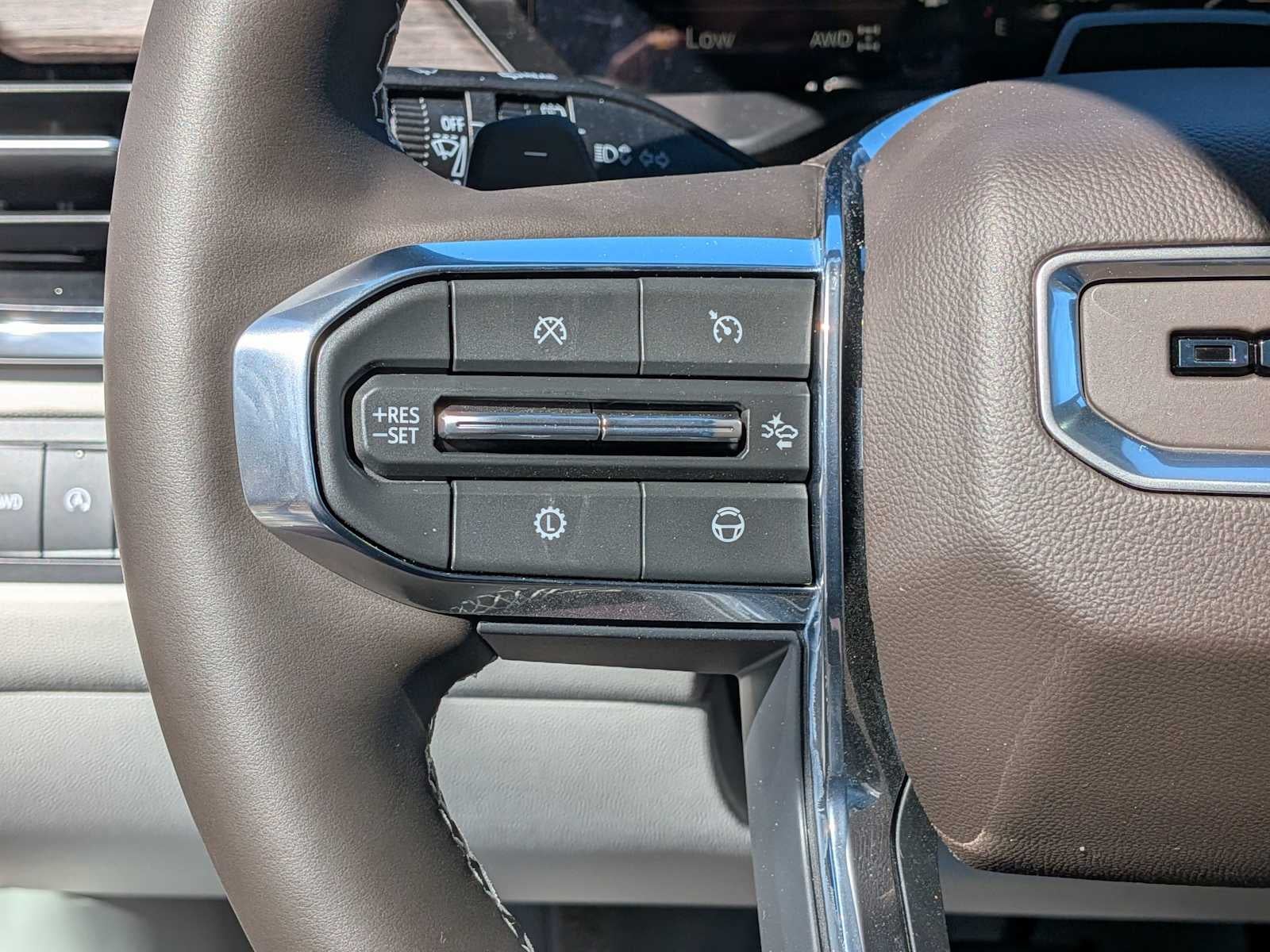 2026 GMC Acadia AWD Denali