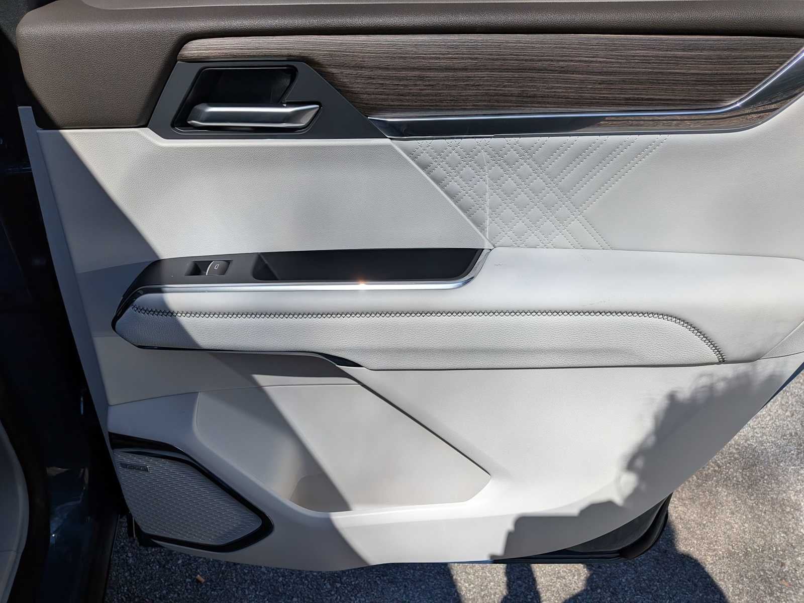 2026 GMC Acadia AWD Denali