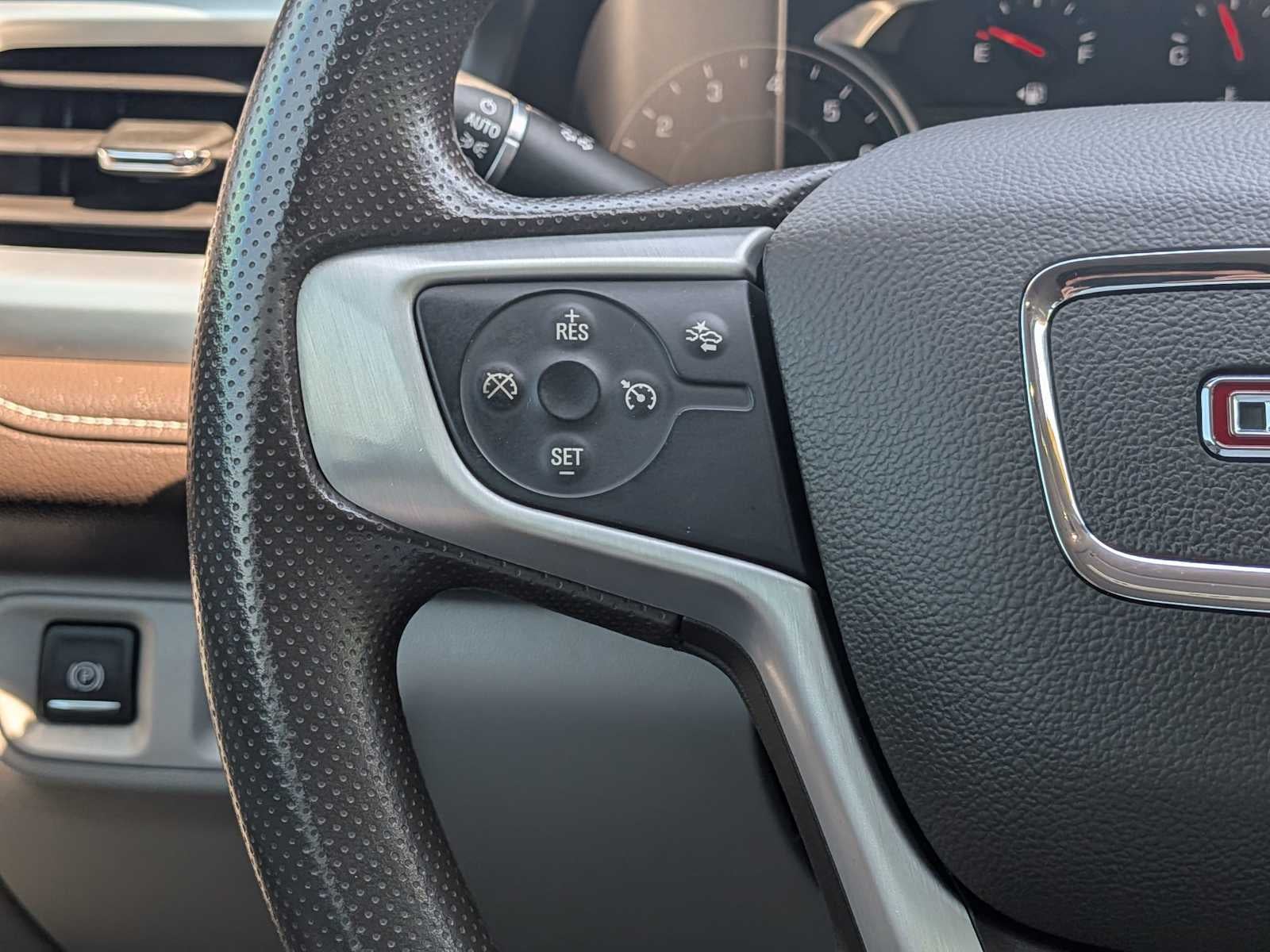 2021 GMC Acadia SLE