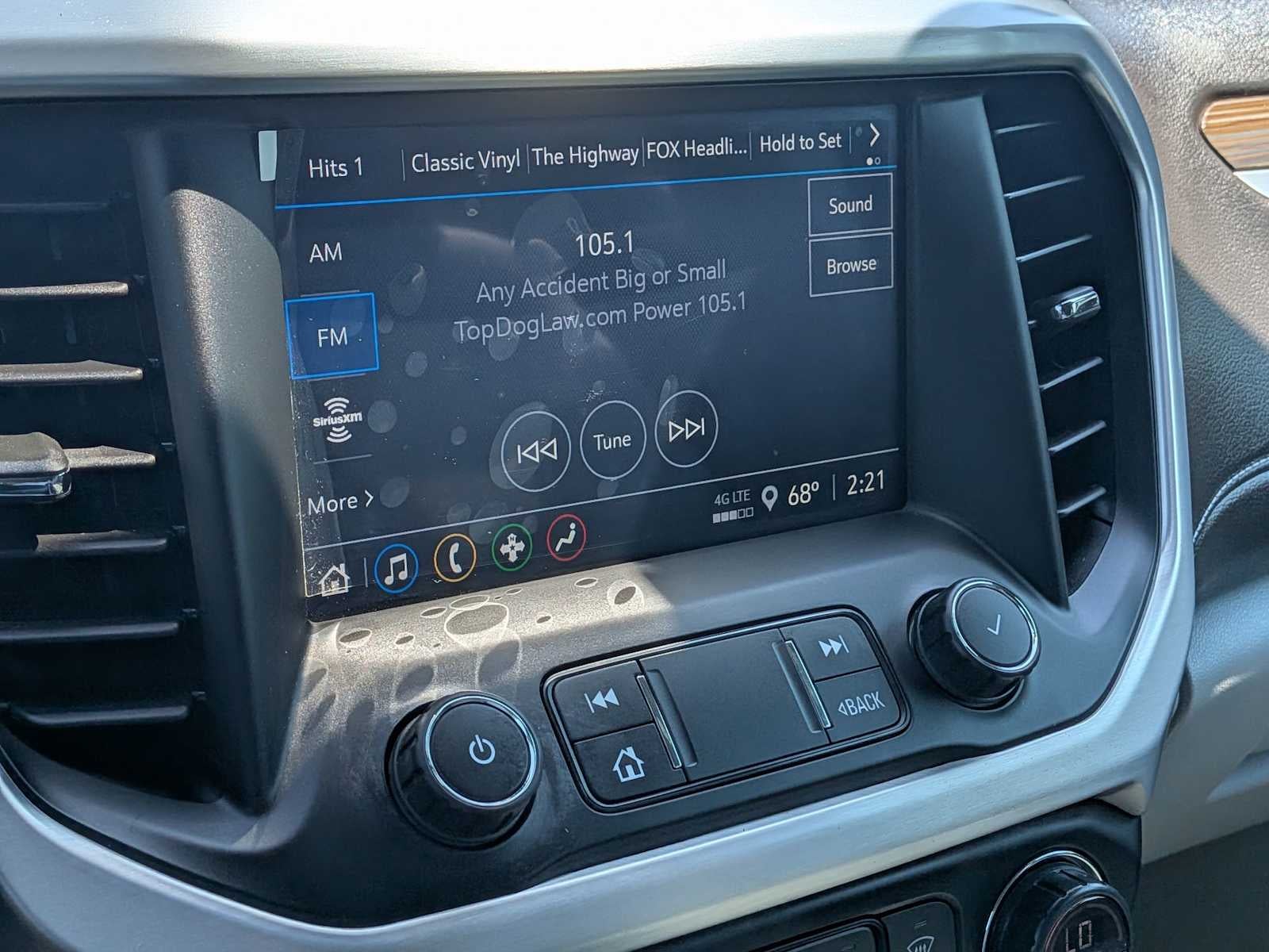 2021 GMC Acadia SLE