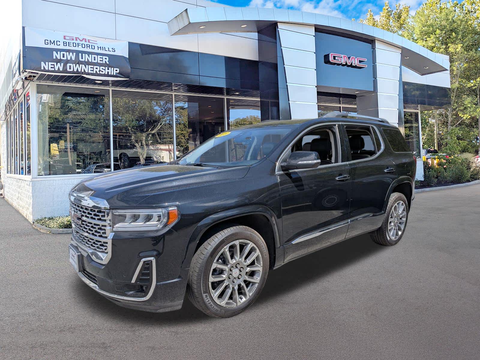 2023 GMC Acadia Denali