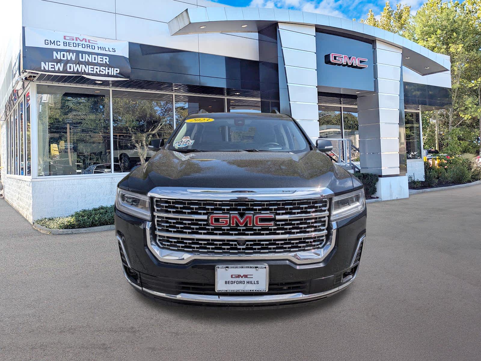 2023 GMC Acadia Denali