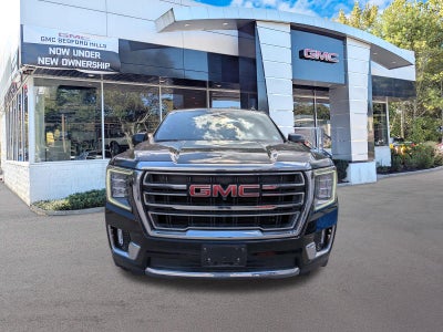 2023 GMC Yukon SLT