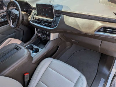 2022 GMC Yukon SLT