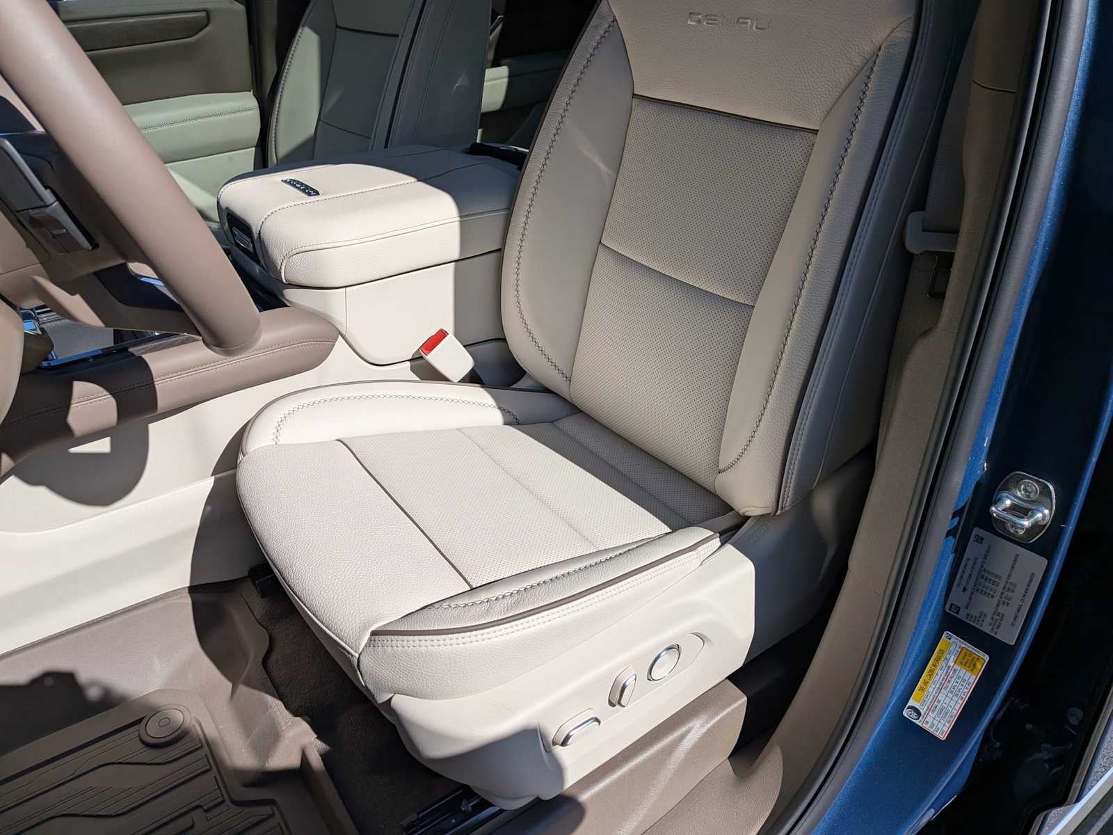 2026 GMC Yukon Denali Denali