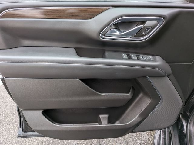 2023 GMC Yukon XL SLE