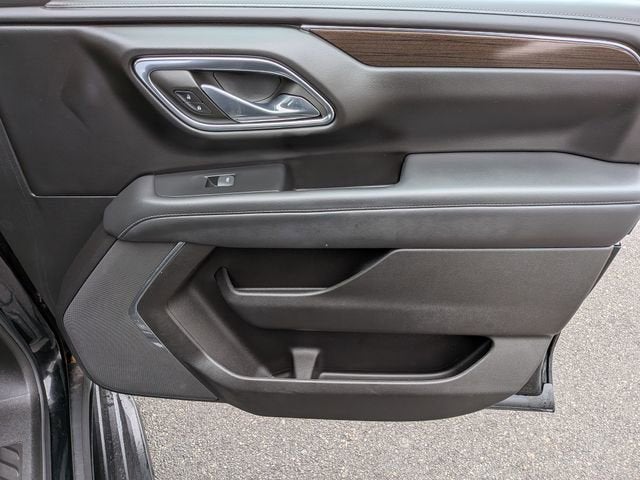 2023 GMC Yukon XL SLE