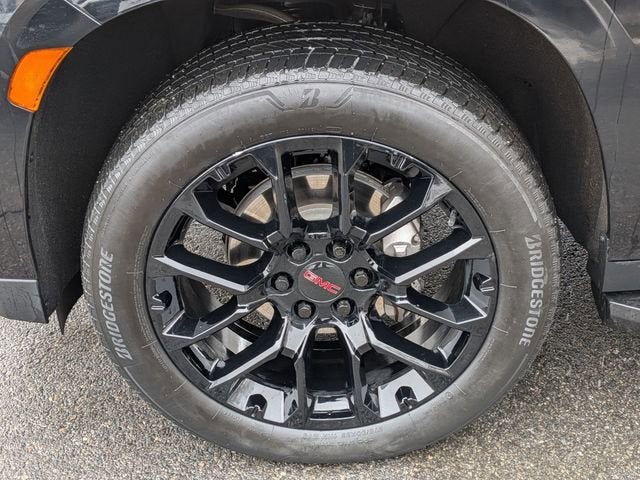 2023 GMC Yukon XL SLE