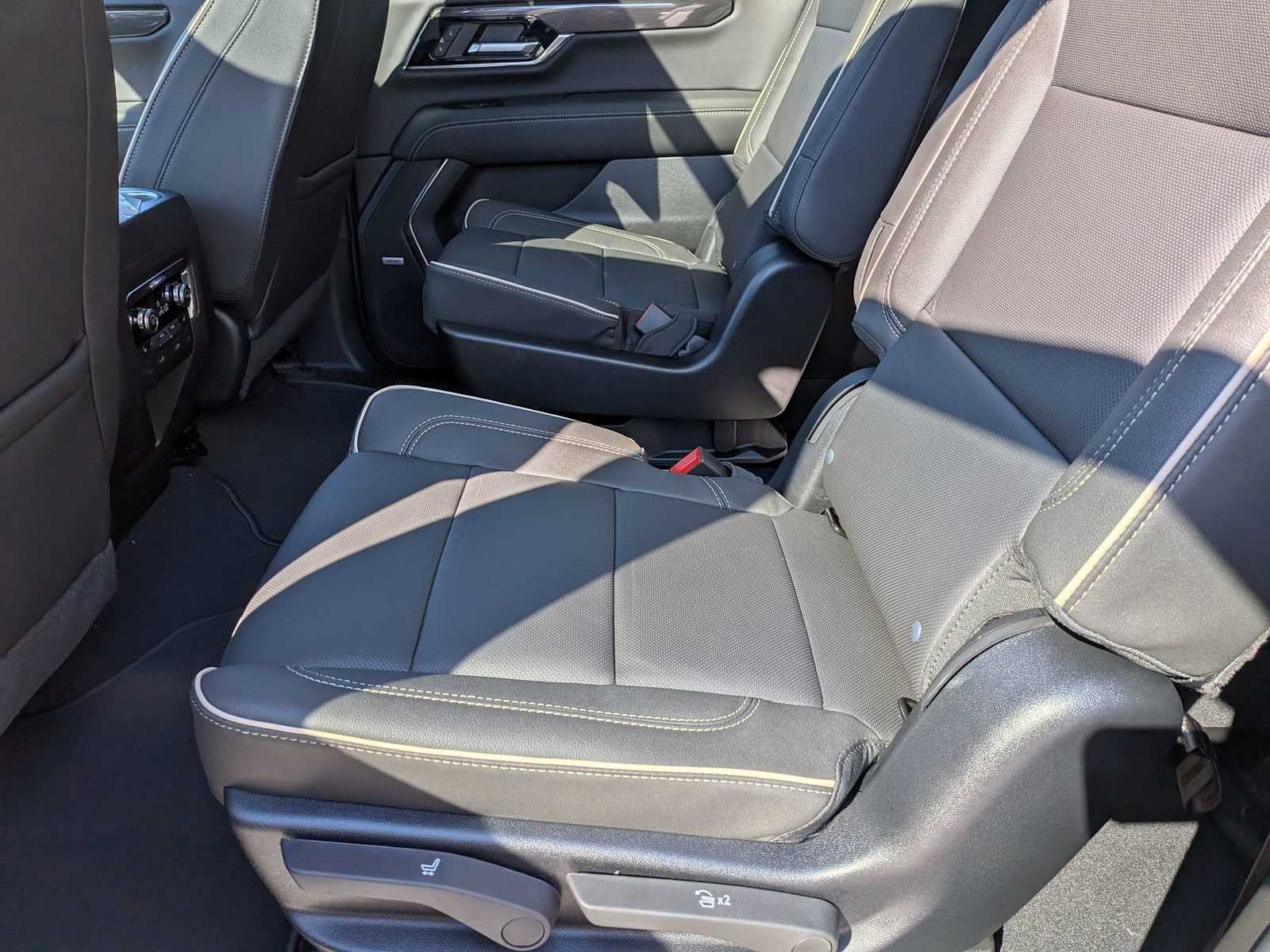 2027 GMC Yukon XL Elevation