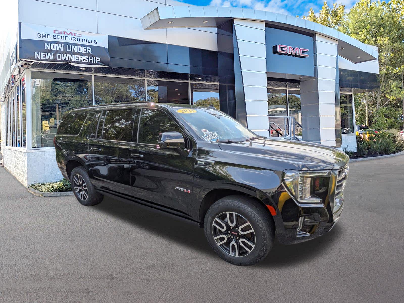 2023 GMC Yukon XL AT4