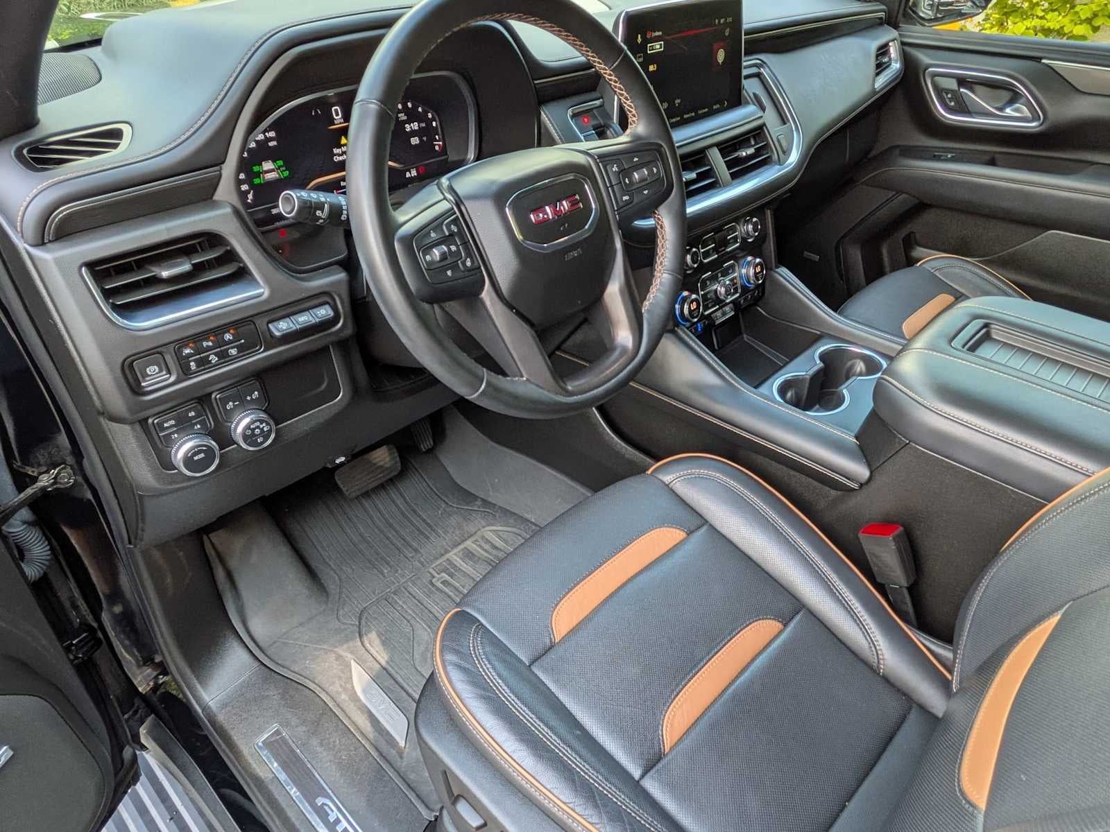 2023 GMC Yukon XL AT4