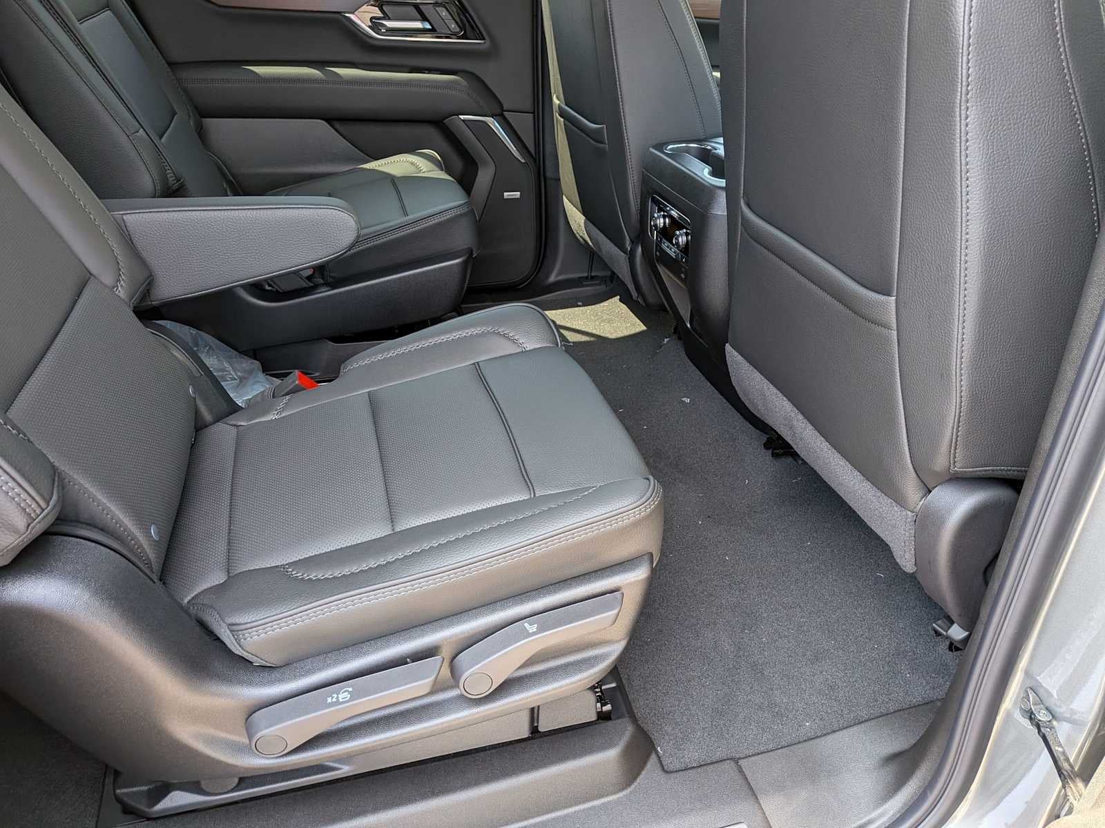 2026 GMC Yukon XL Denali Denali