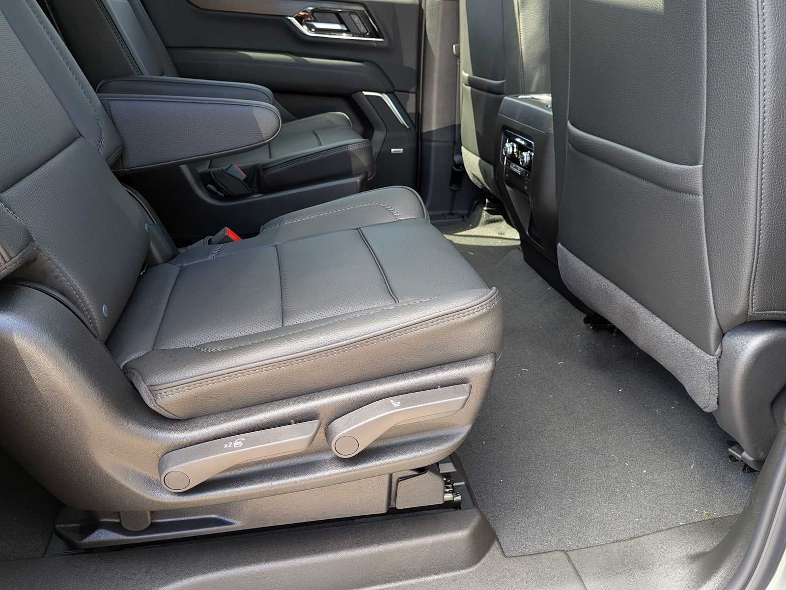 2026 GMC Yukon XL Denali Denali