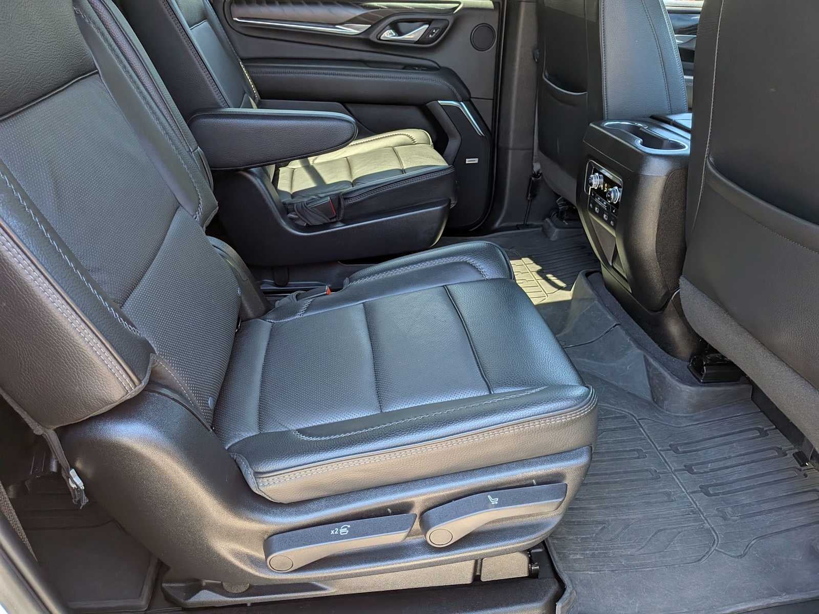 2023 GMC Yukon Denali Denali