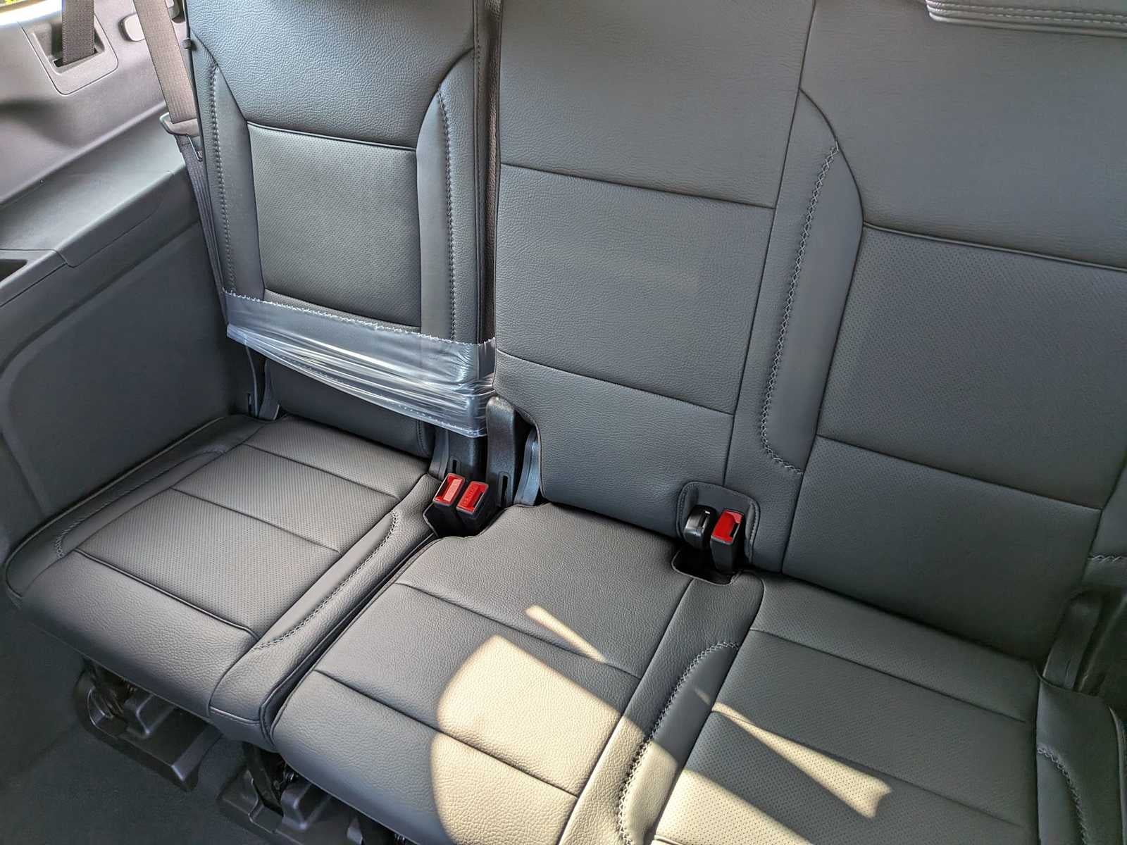 2027 GMC Yukon XL Denali - Photo 30