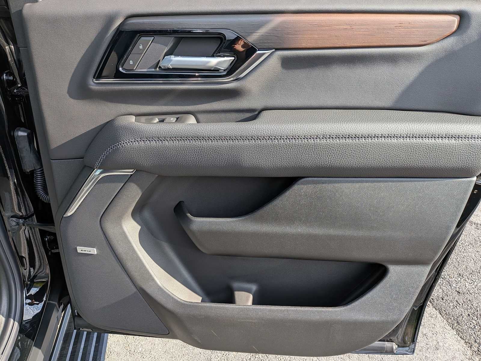 2027 GMC Yukon XL Denali - Photo 32