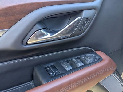 2023 GMC Yukon Denali Ultimate Denali Ultimate