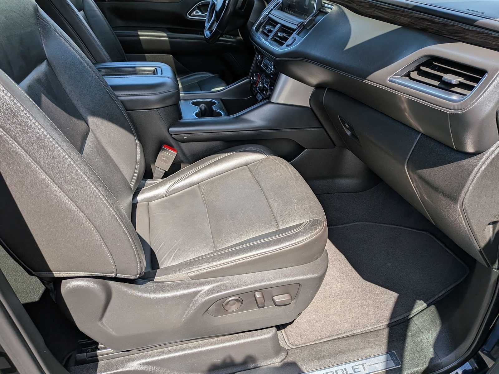 2021 Chevrolet Suburban LT