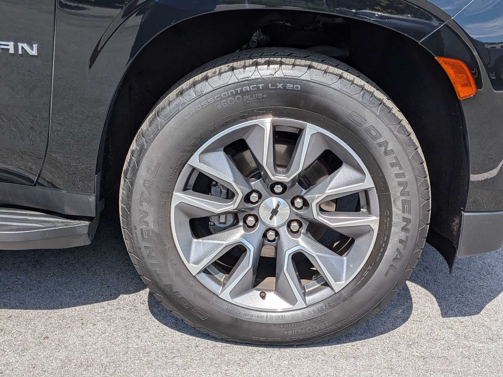 2021 Chevrolet Suburban LT