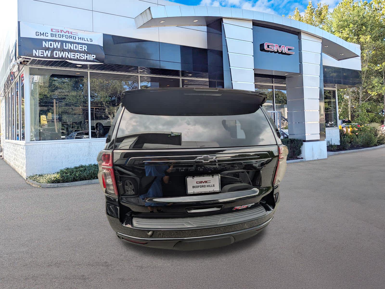 2024 Chevrolet Suburban RST