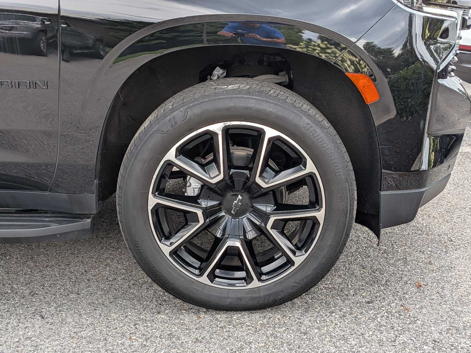 2024 Chevrolet Suburban RST