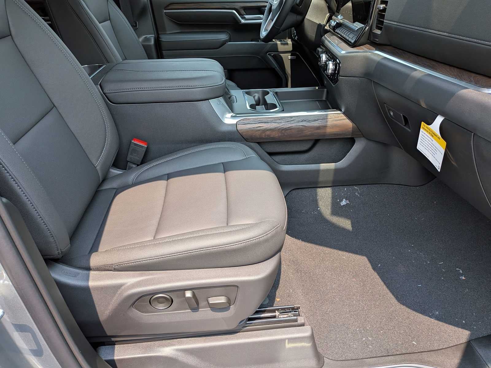 2026 GMC Sierra 2500HD SLT