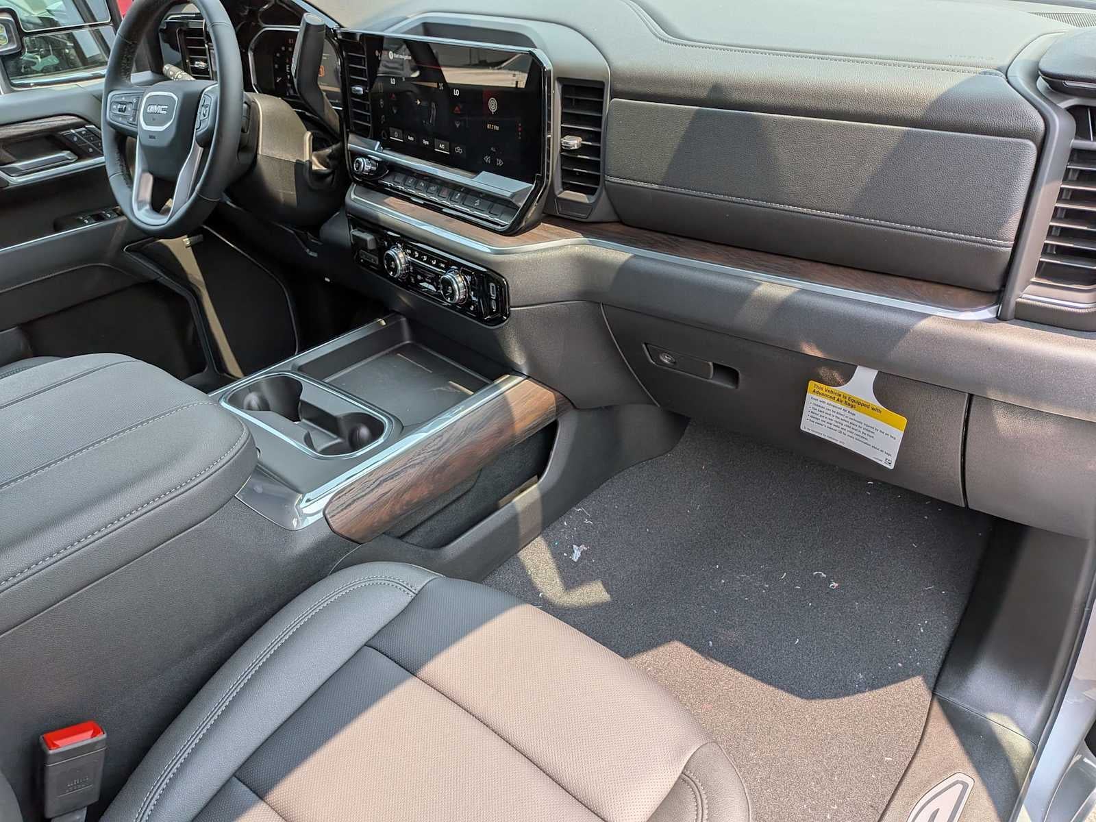 2026 GMC Sierra 2500HD SLT
