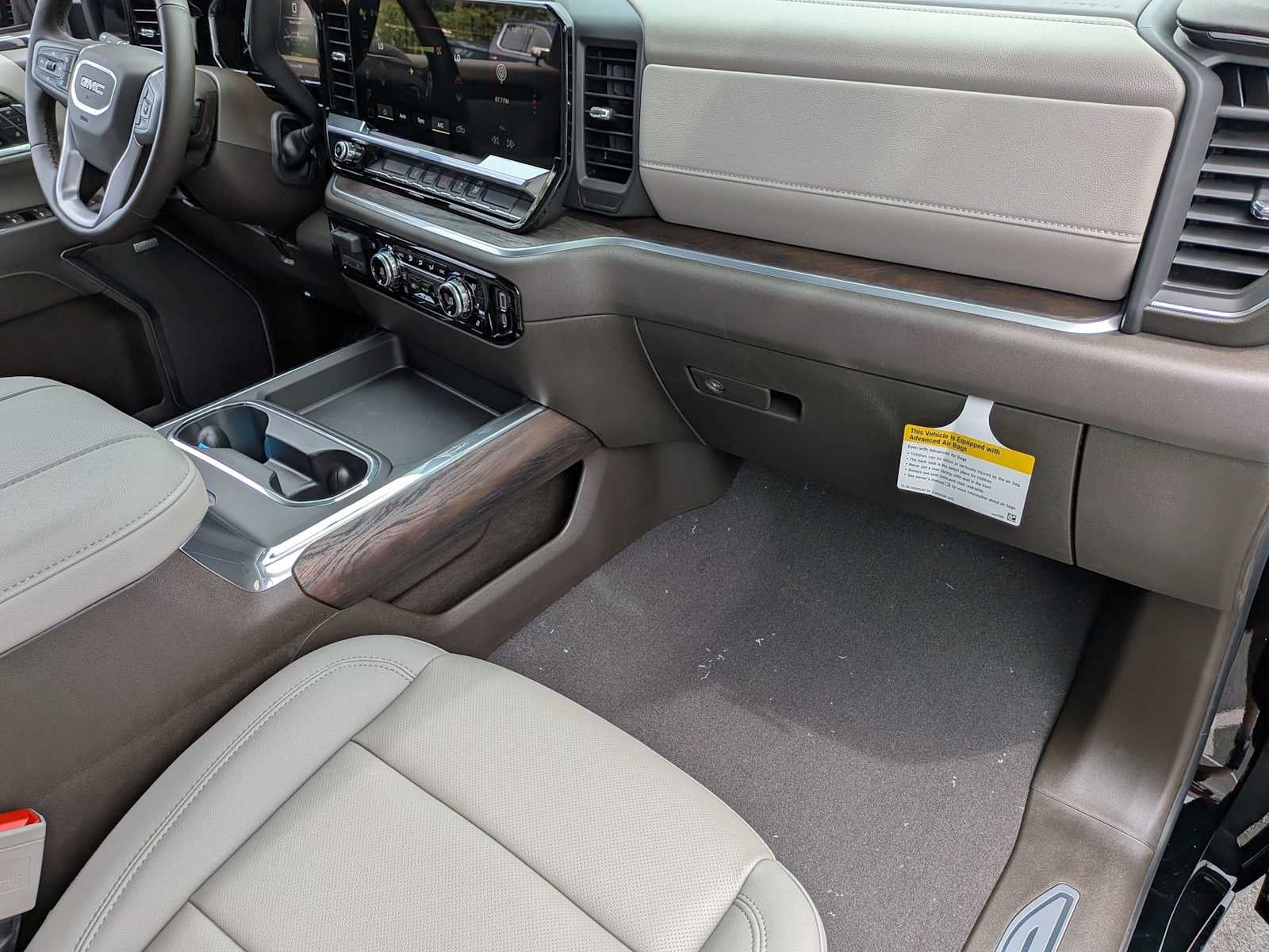 2026 GMC Sierra 2500HD SLT