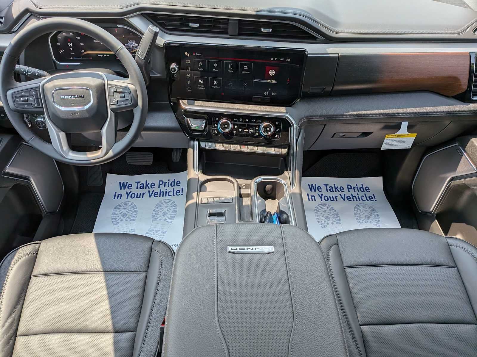 2026 GMC Sierra 2500HD Denali