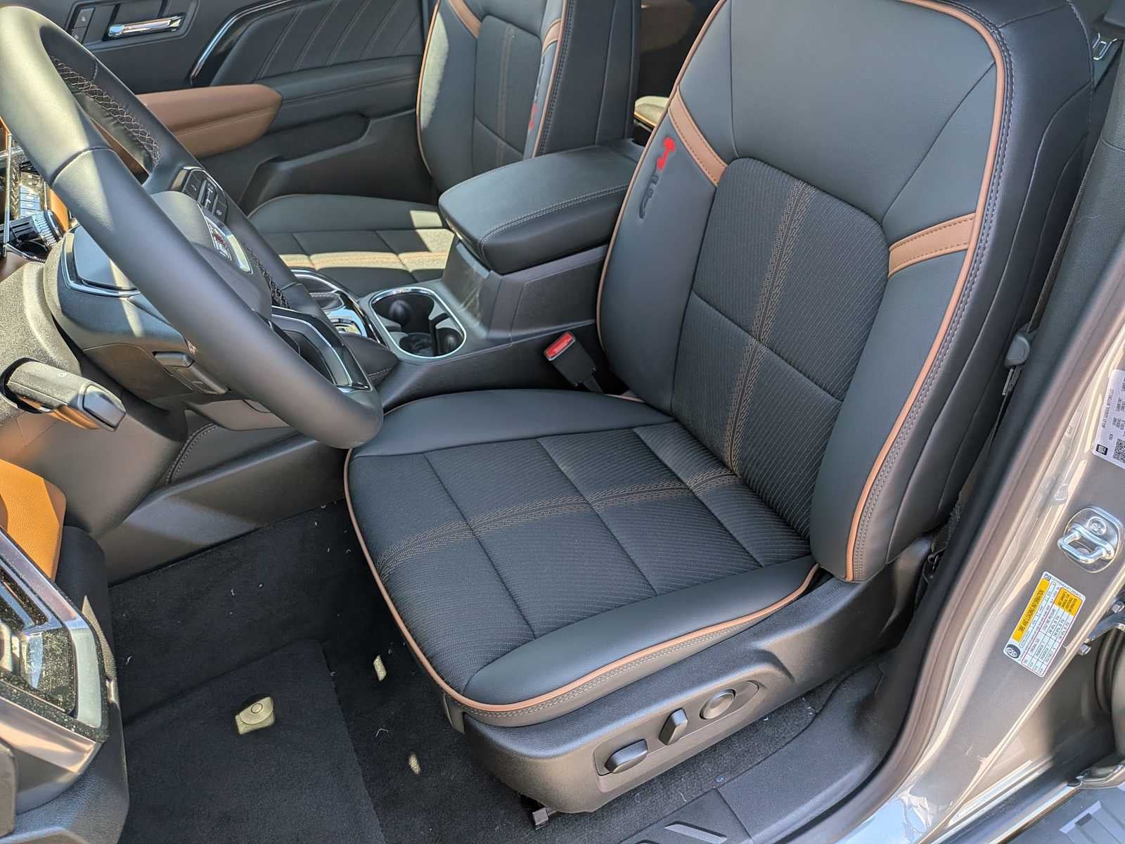 2026 GMC Canyon 4WD AT4