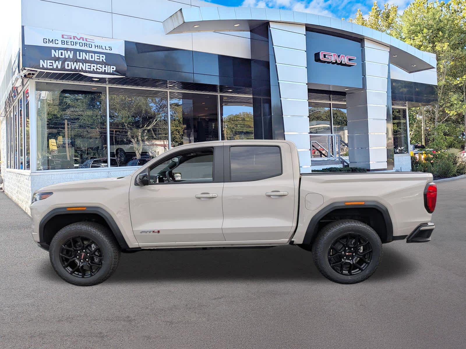 2026 GMC Canyon 4WD AT4