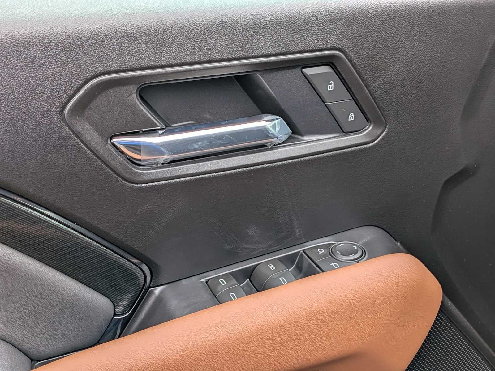 2026 GMC Canyon AT4 - Photo 14