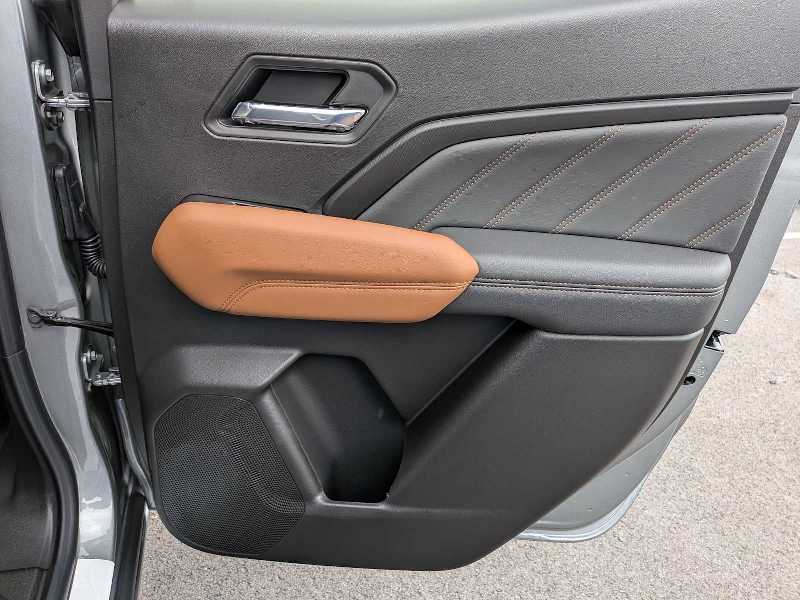 2026 GMC Canyon AT4 - Photo 32