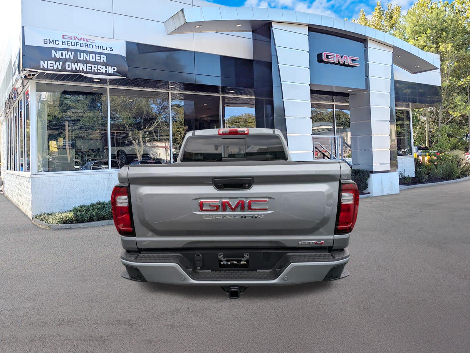 2026 GMC Canyon AT4 - Photo 4
