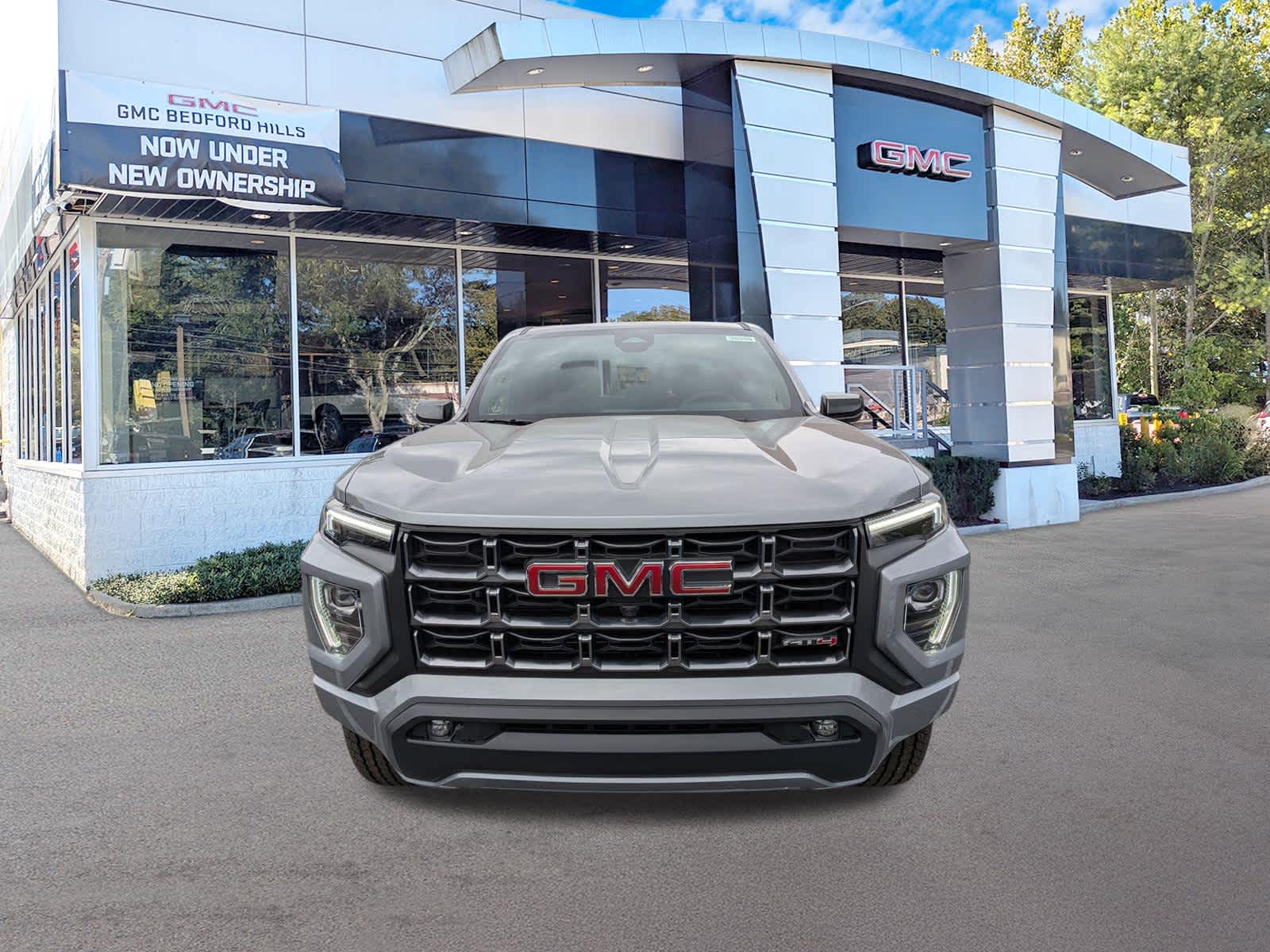 2026 GMC Canyon AT4 - Photo 8