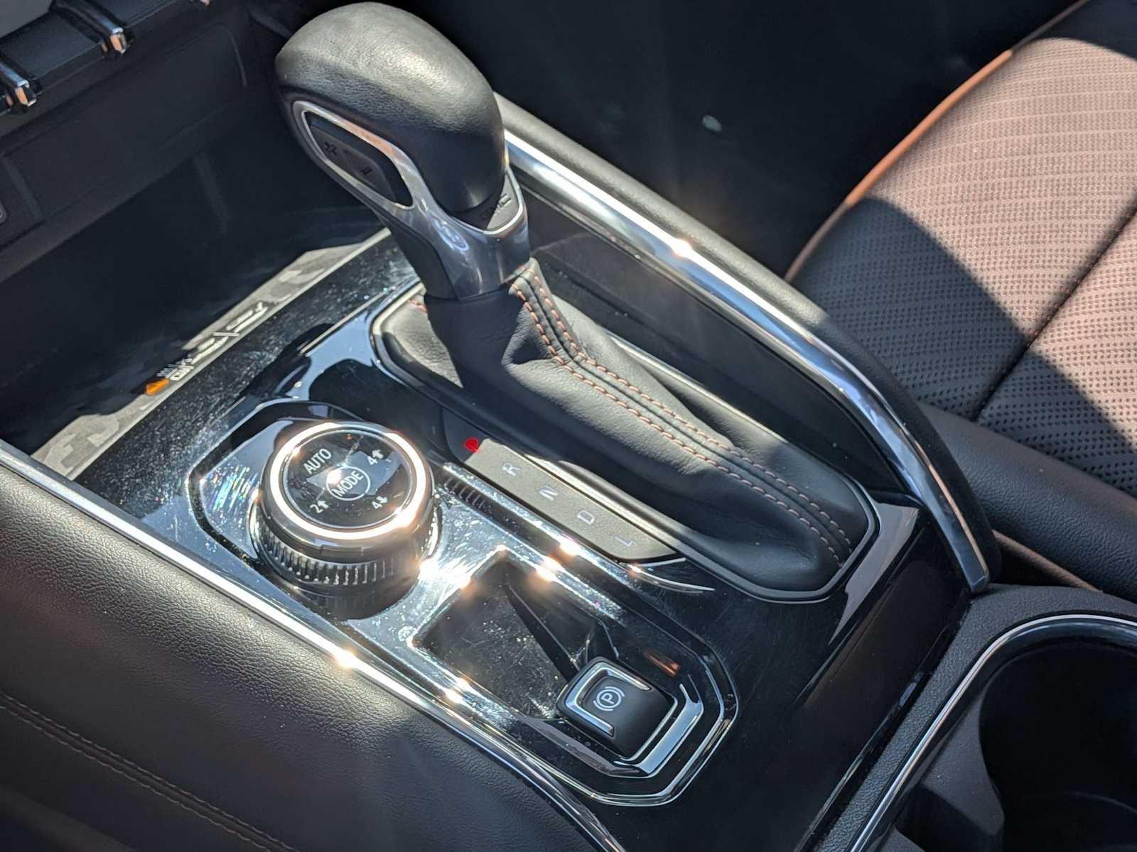 2023 GMC Canyon 4WD AT4
