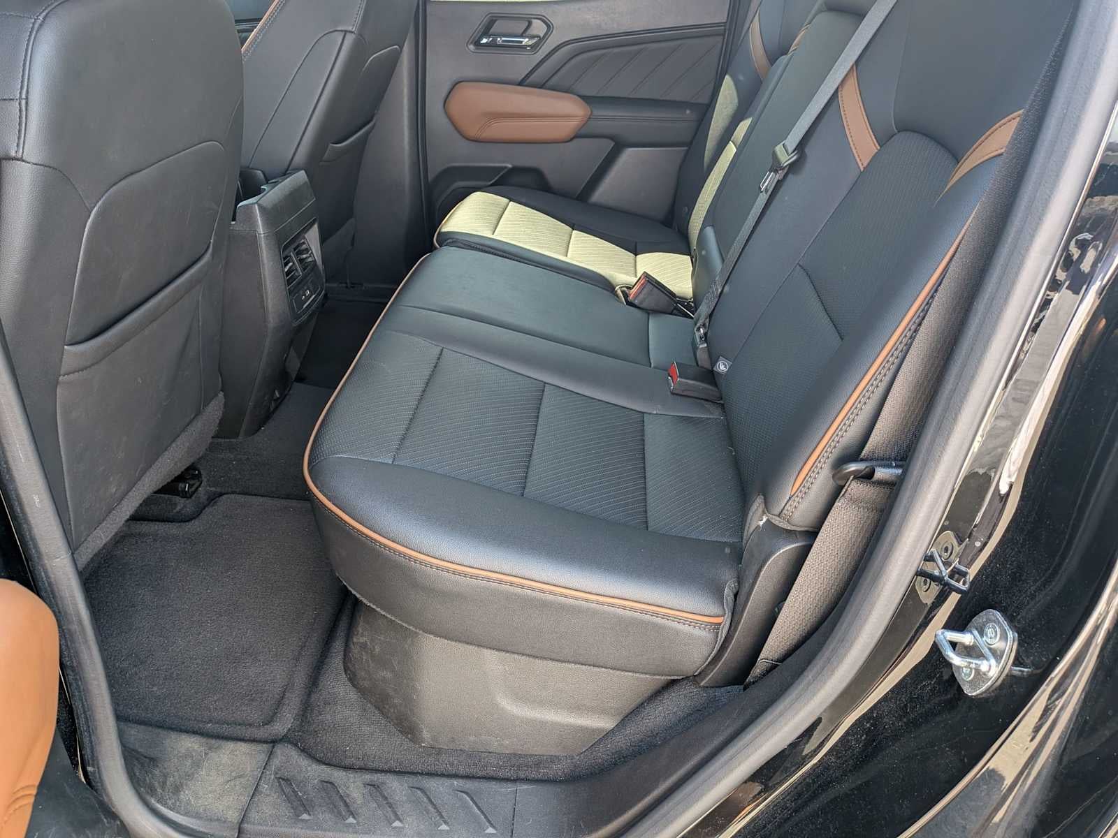 2023 GMC Canyon 4WD AT4