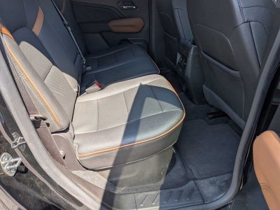 2023 GMC Canyon 4WD AT4