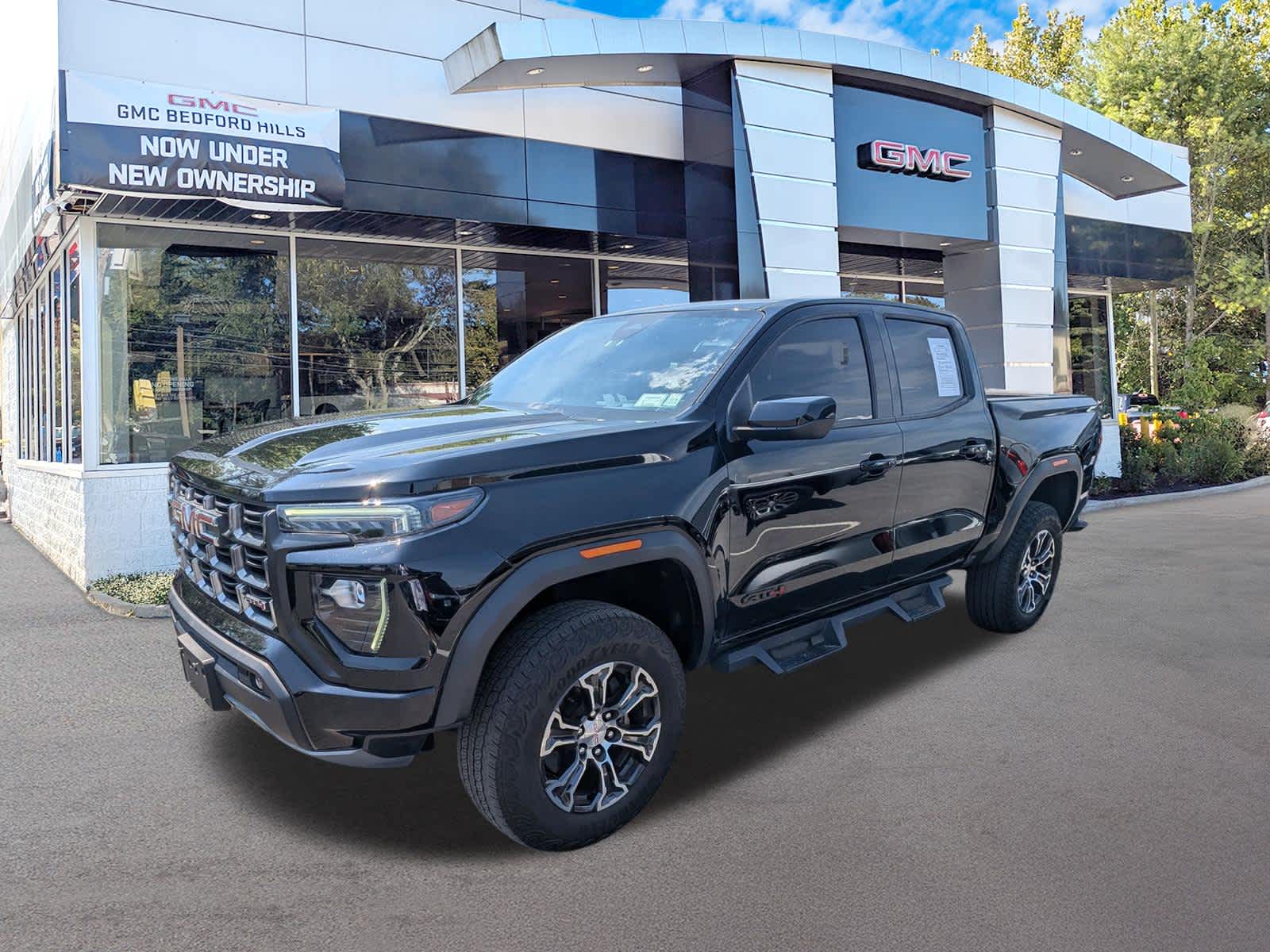 2023 GMC Canyon 4WD AT4